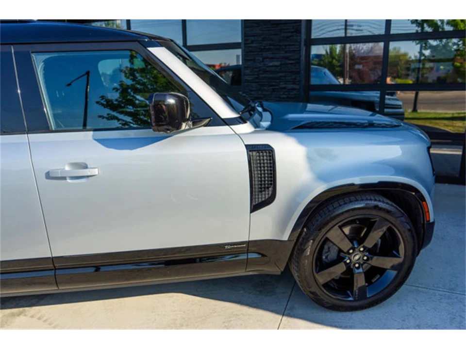 2021 Land Rover Defender L663 - Image 14 of 31