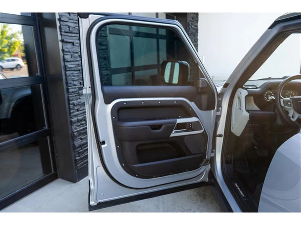 2021 Land Rover Defender L663 - Image 20 of 31