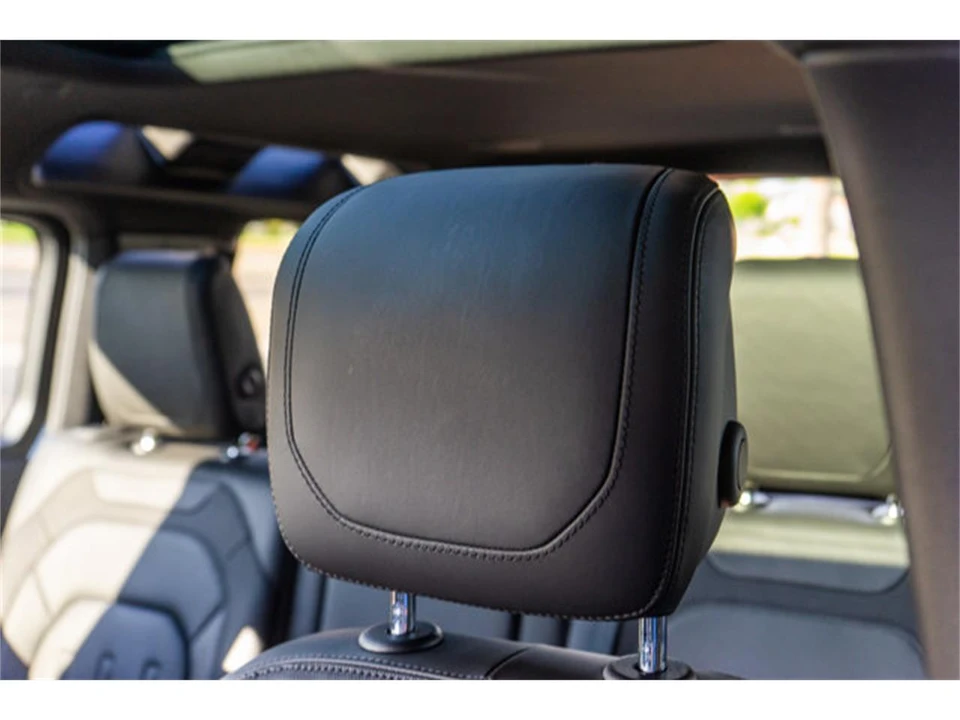 2021 Land Rover Defender L663 - Image 24 of 31