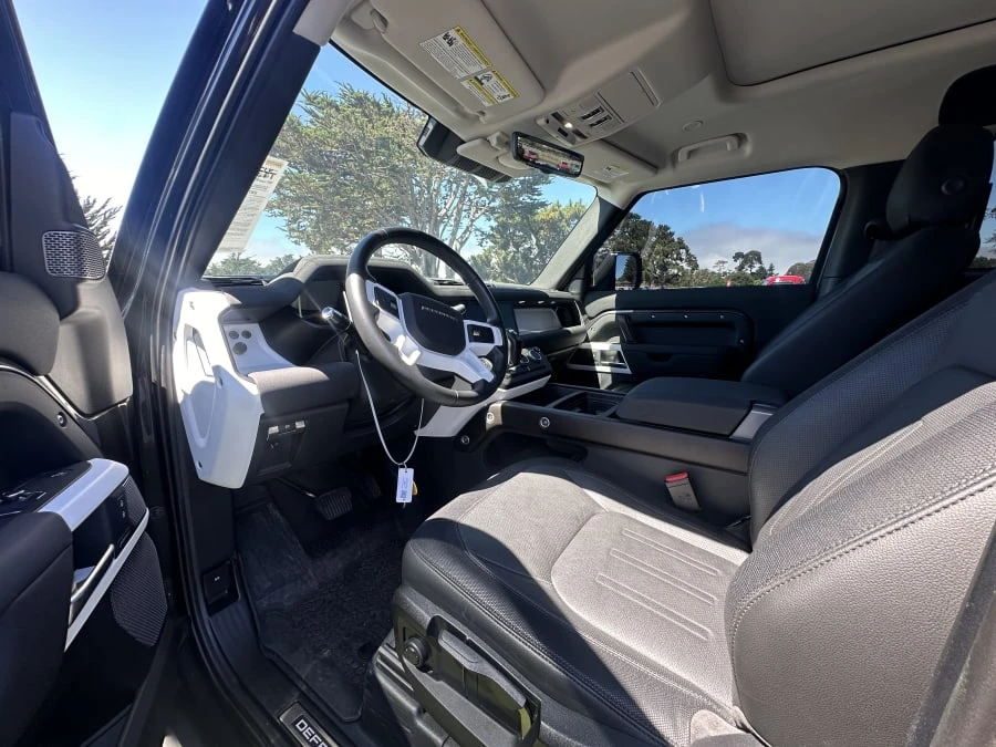 2021 Land Rover Defender L663 - Image 3 of 4