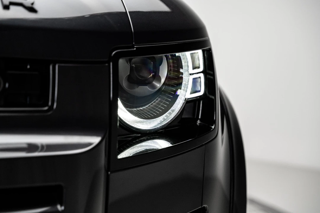 2021 Land Rover Defender L663 - Image 12 of 31