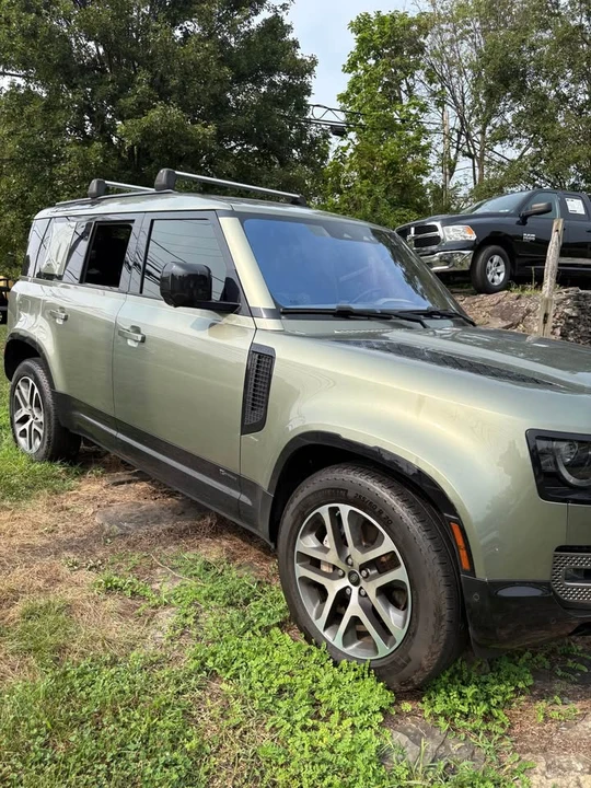 2021 Land Rover Defender L663 - Image 3 of 6