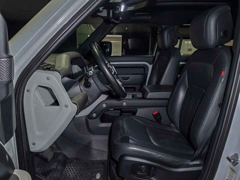 2021 Land Rover Defender L663 - Image 10 of 19