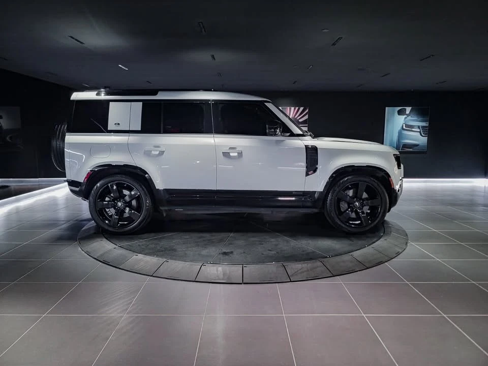 2021 Land Rover Defender L663 - Image 2 of 19