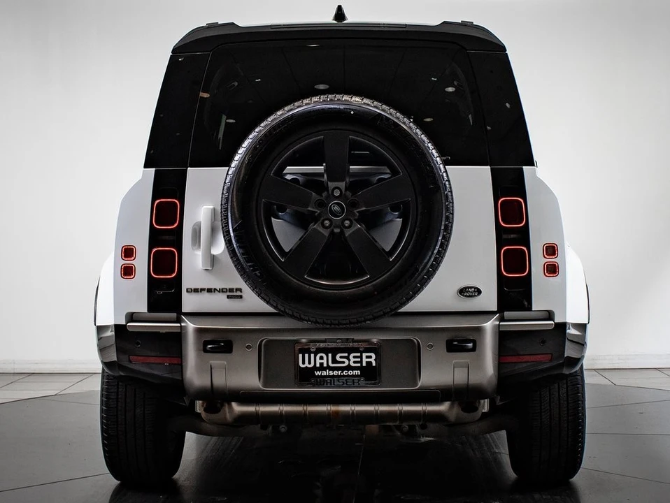 2021 Land Rover Defender L663 - Image 7 of 21