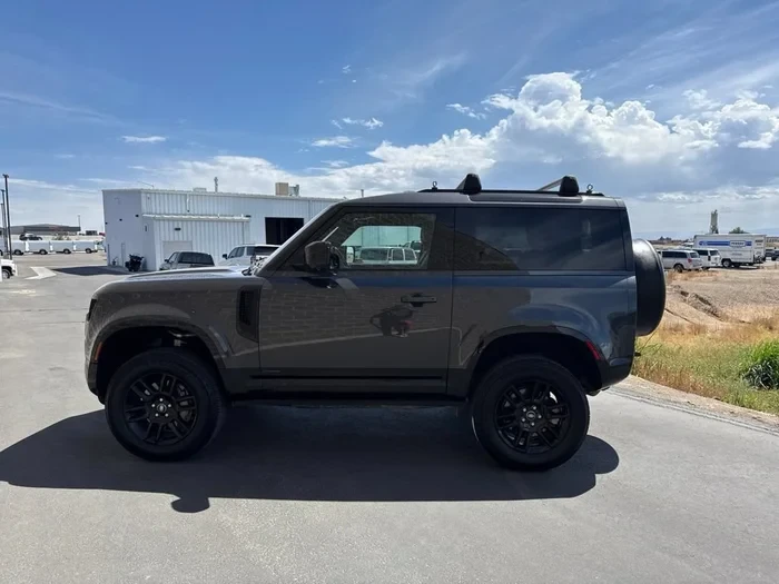 2021 Land Rover Defender L663 - Image 4 of 16