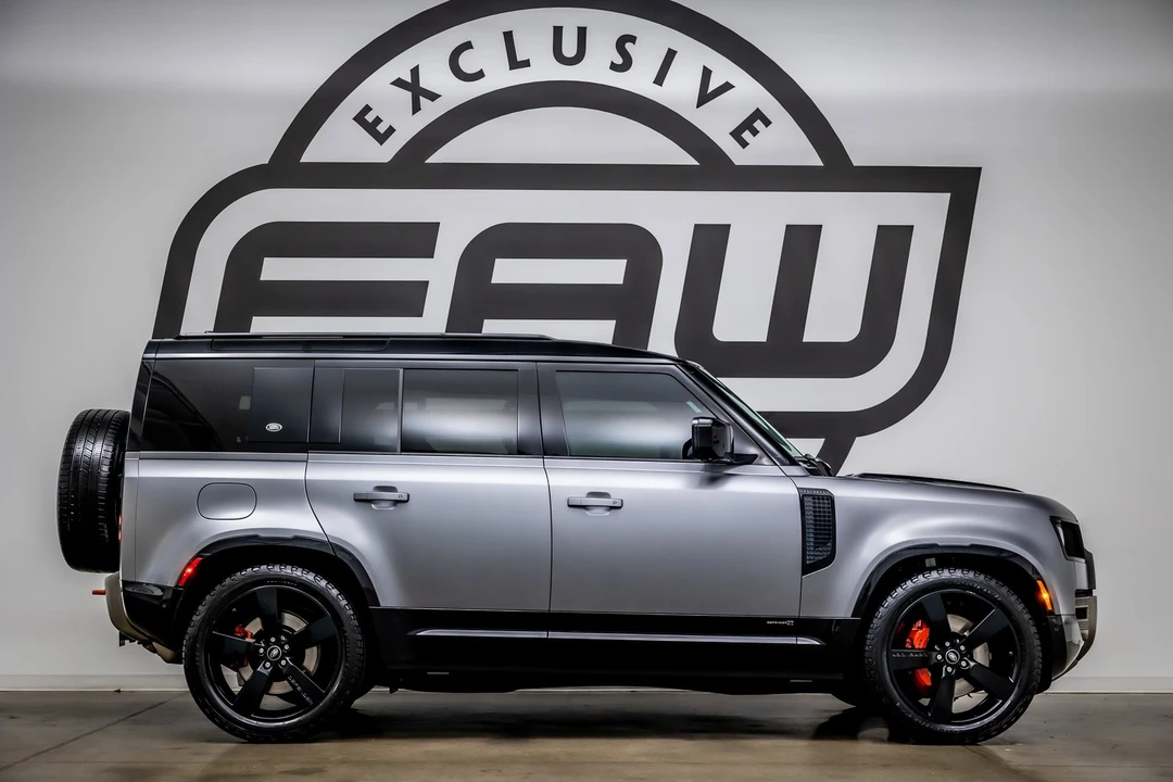 2021 Land Rover Defender L663 - Image 9 of 12