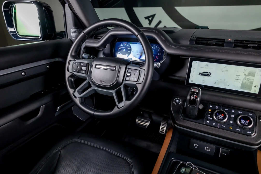 2021 Land Rover Defender L663 - Image 7 of 12
