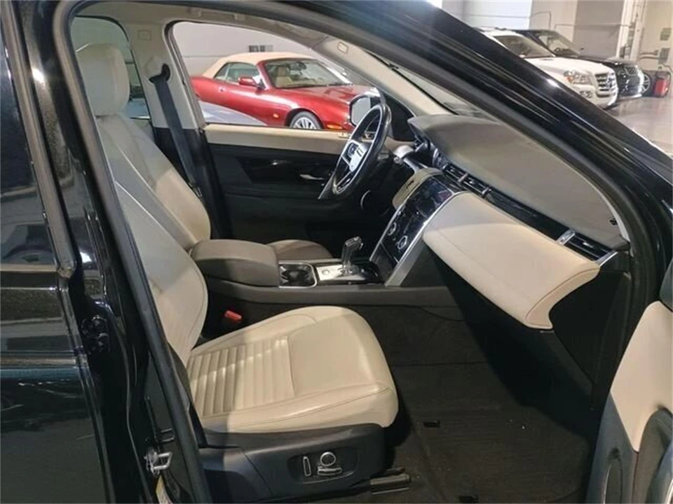 2021 Land Rover Discovery 5th Gen - Image 23 of 28