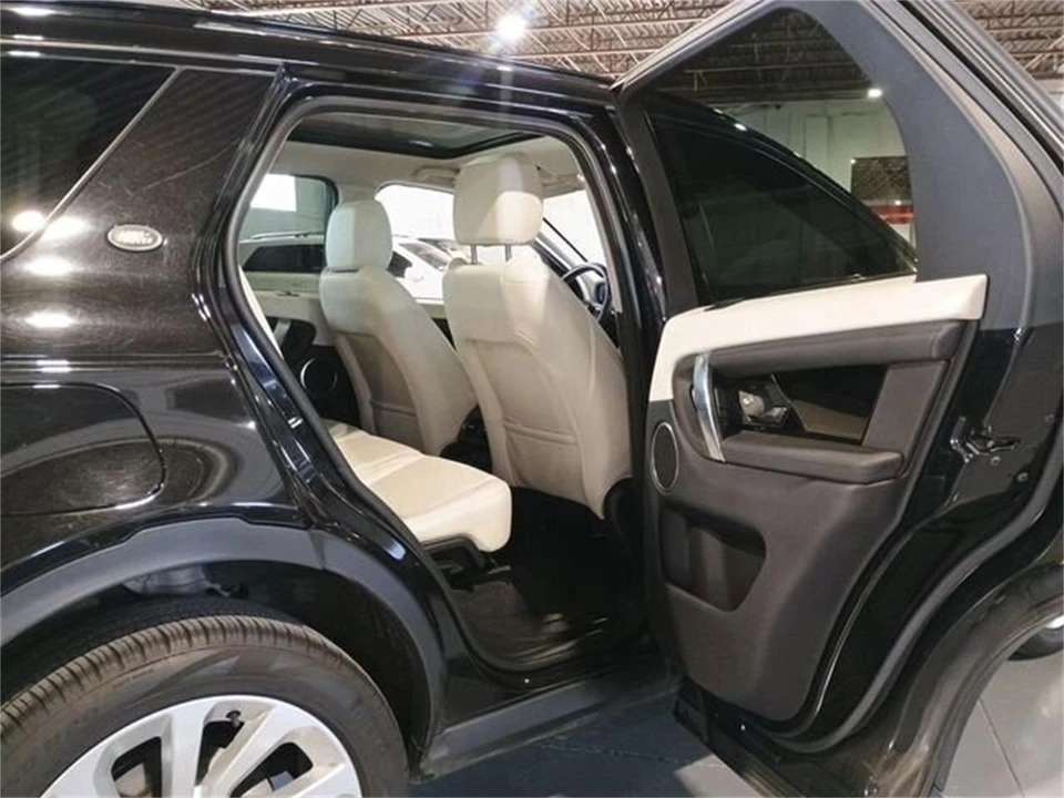 2021 Land Rover Discovery 5th Gen - Image 28 of 28