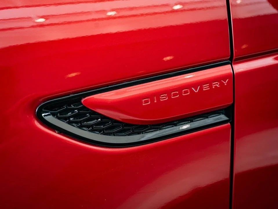 2021 Land Rover Discovery 5th Gen - Image 13 of 21