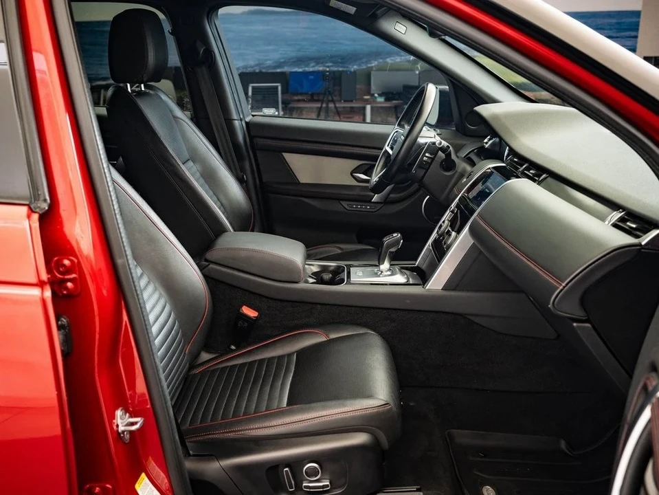 2021 Land Rover Discovery 5th Gen - Image 20 of 21