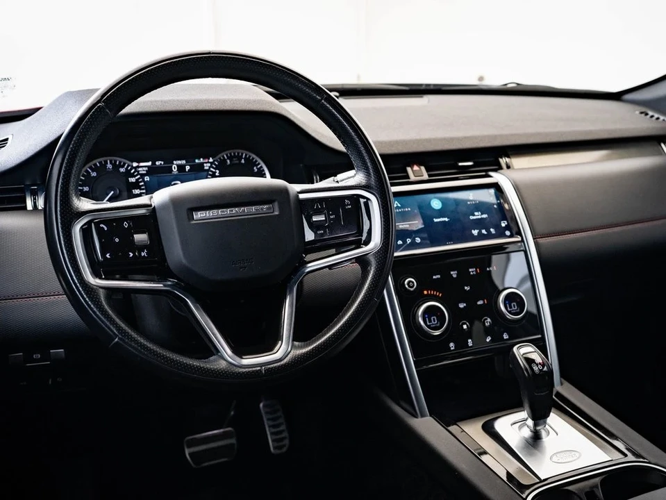2021 Land Rover Discovery 5th Gen - Image 4 of 21