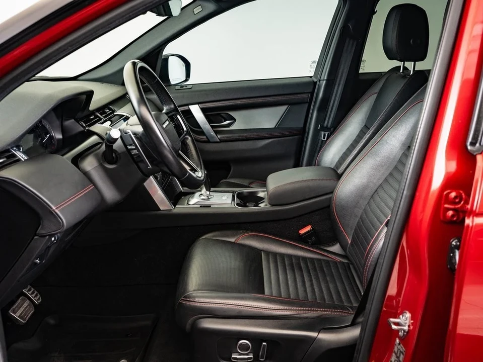 2021 Land Rover Discovery 5th Gen - Image 18 of 21
