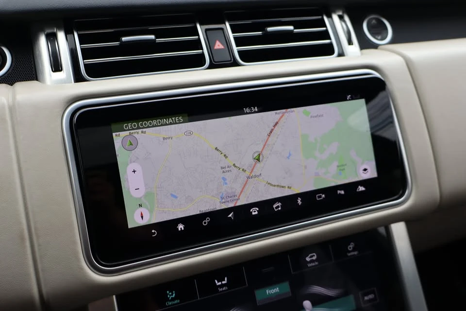 2021 Land Rover Range Rover L405 - Image 17 of 20
