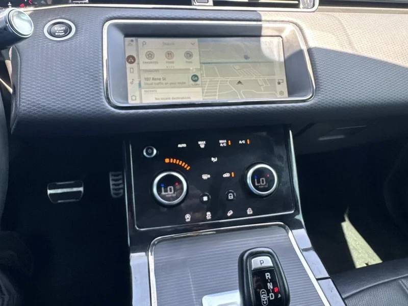 2021 Land Rover Range Rover Evoque 2nd Gen - Image 17 of 19