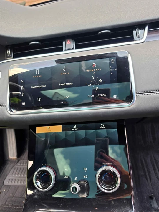 2021 Land Rover Range Rover Evoque 2nd Gen - Image 11 of 16