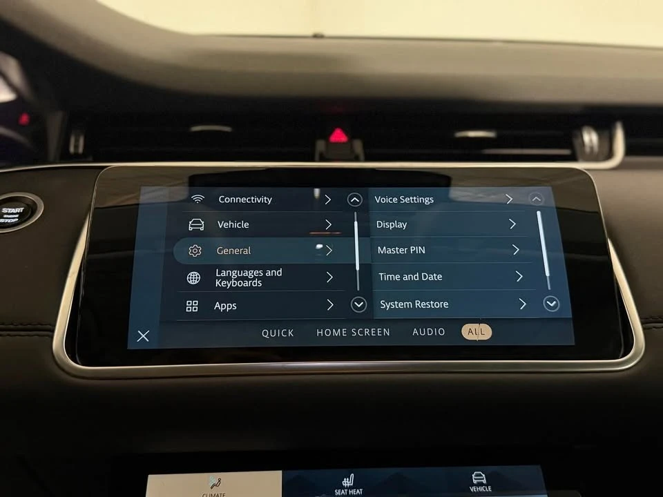 2021 Land Rover Range Rover Evoque 2nd Gen - Image 13 of 20