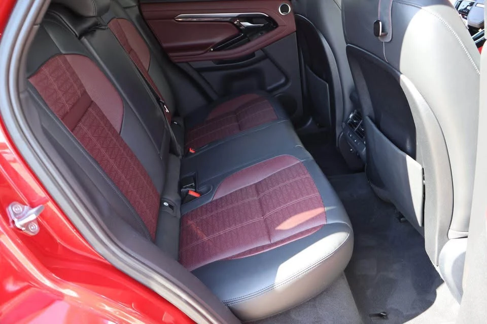2021 Land Rover Range Rover Evoque 2nd Gen - Image 10 of 17