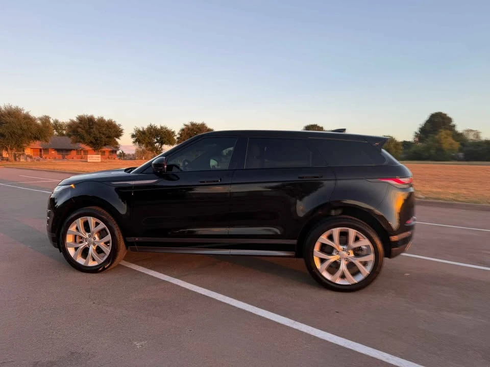 2021 Land Rover Range Rover Evoque 2nd Gen - Image 17 of 18