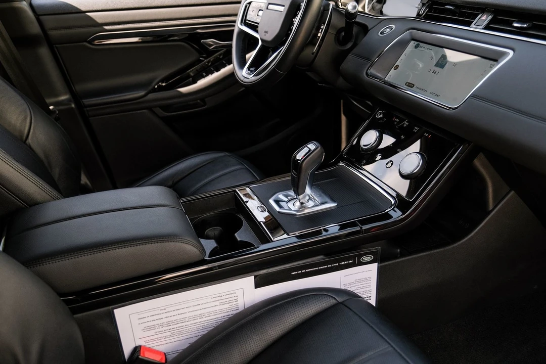 2021 Land Rover Range Rover Evoque 2nd Gen - Image 20 of 21