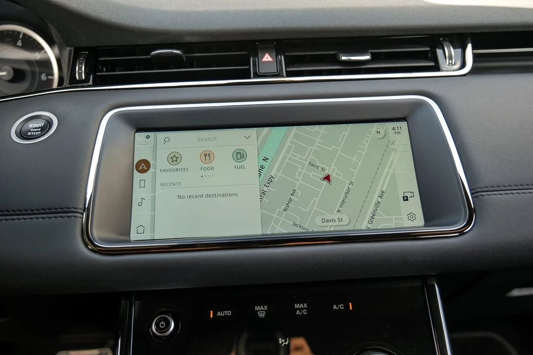 2021 Land Rover Range Rover Evoque 2nd Gen - Image 18 of 21