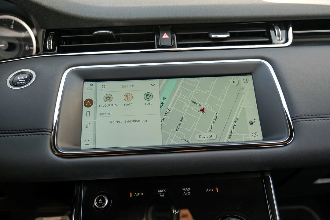 2021 Land Rover Range Rover Evoque 2nd Gen - Image 18 of 21