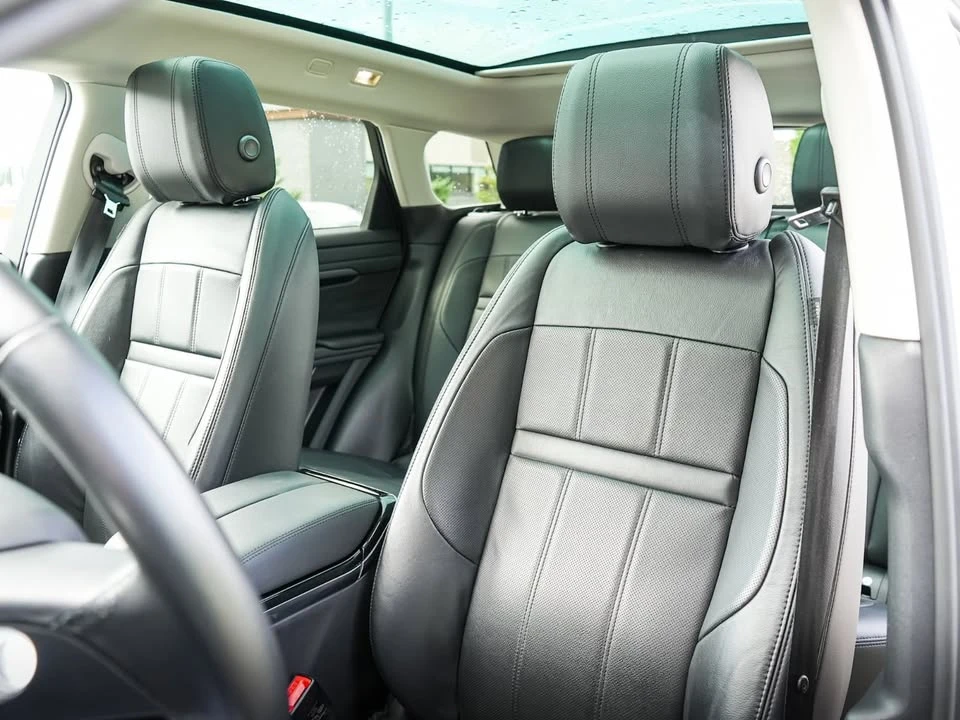 2021 Land Rover Range Rover Evoque 2nd Gen - Image 11 of 18