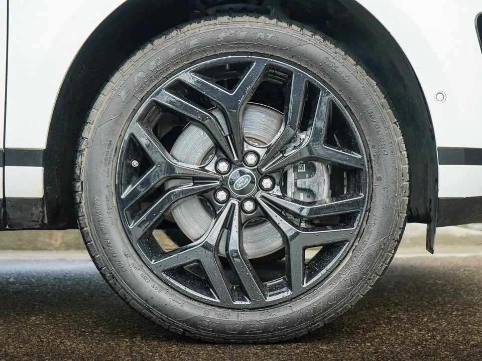 2021 Land Rover Range Rover Evoque 2nd Gen - Image 2 of 18
