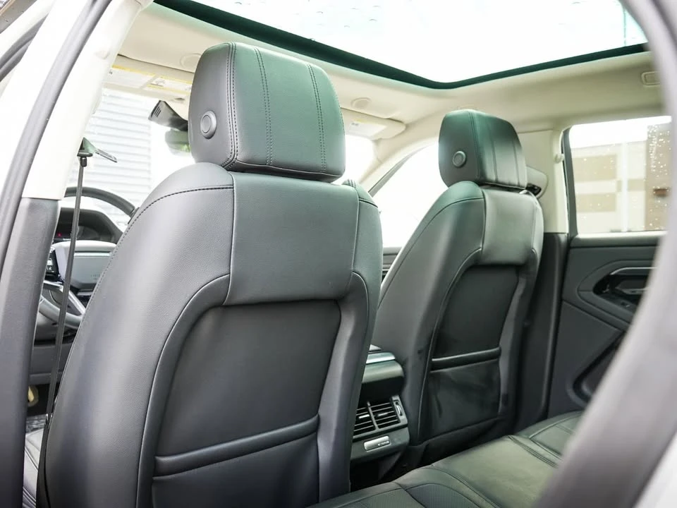 2021 Land Rover Range Rover Evoque 2nd Gen - Image 17 of 18