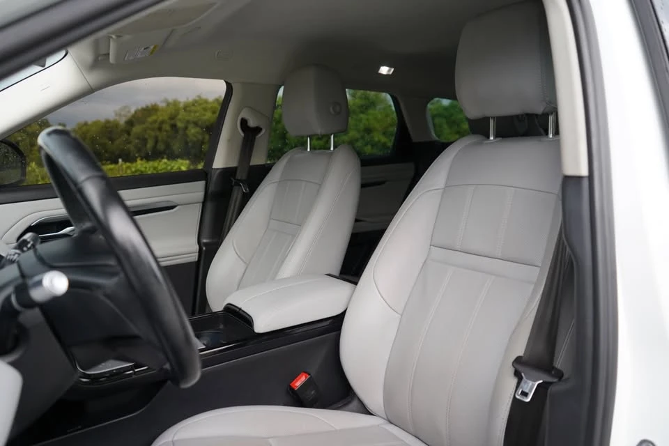 2021 Land Rover Range Rover Evoque 2nd Gen - Image 13 of 14