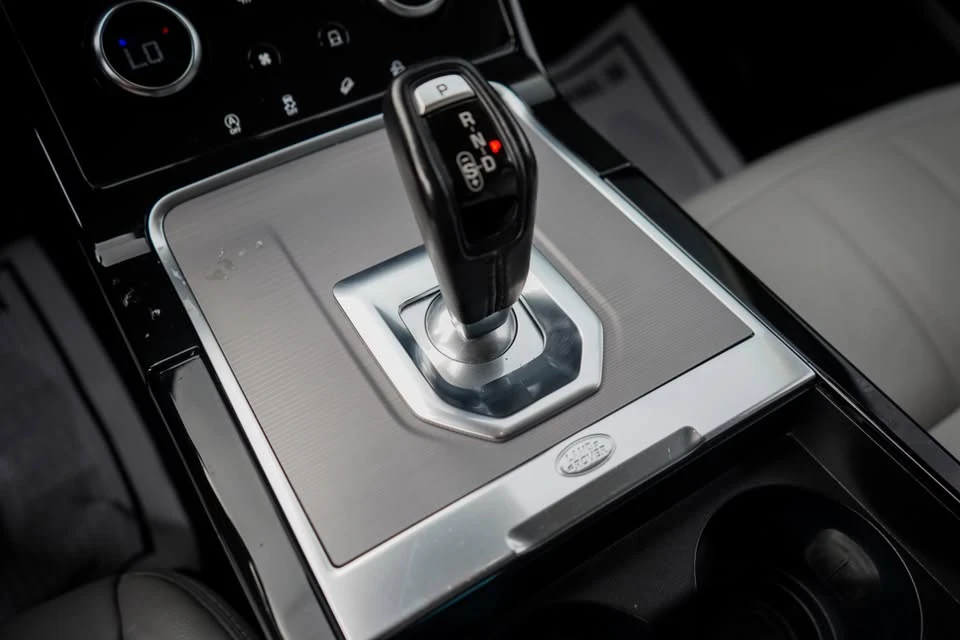 2021 Land Rover Range Rover Evoque 2nd Gen - Image 12 of 14