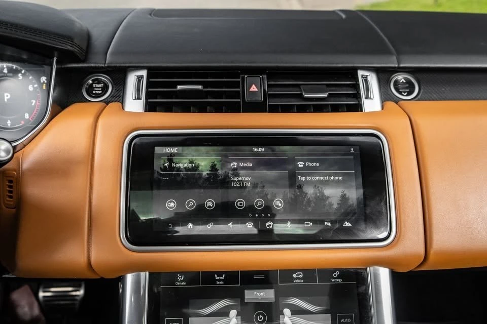 2021 Land Rover Range Rover L405 - Image 12 of 16