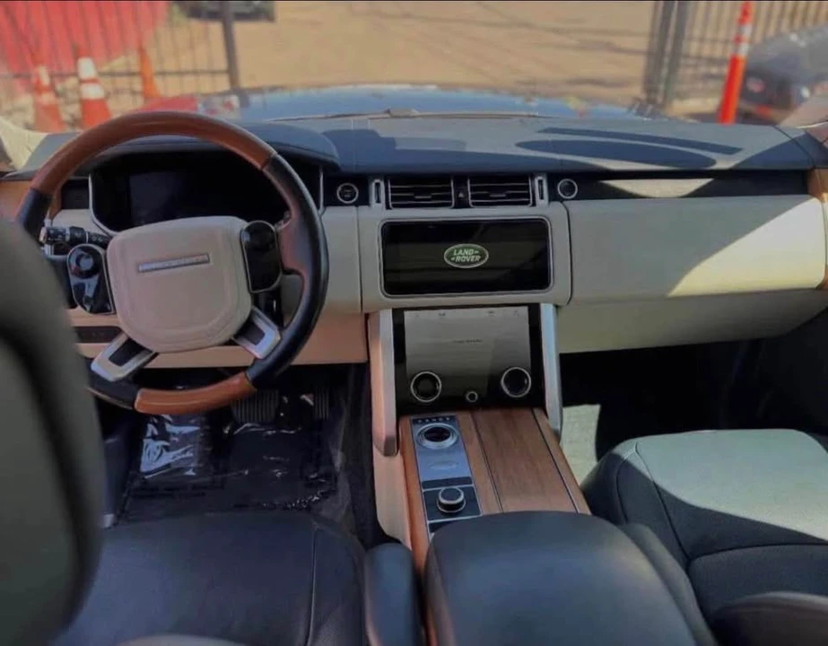 2021 Land Rover Range Rover L405 - Image 8 of 10