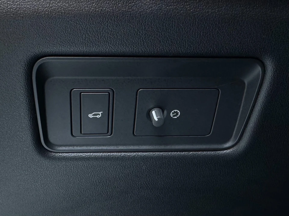 2021 Land Rover Range Rover L405 - Image 18 of 21