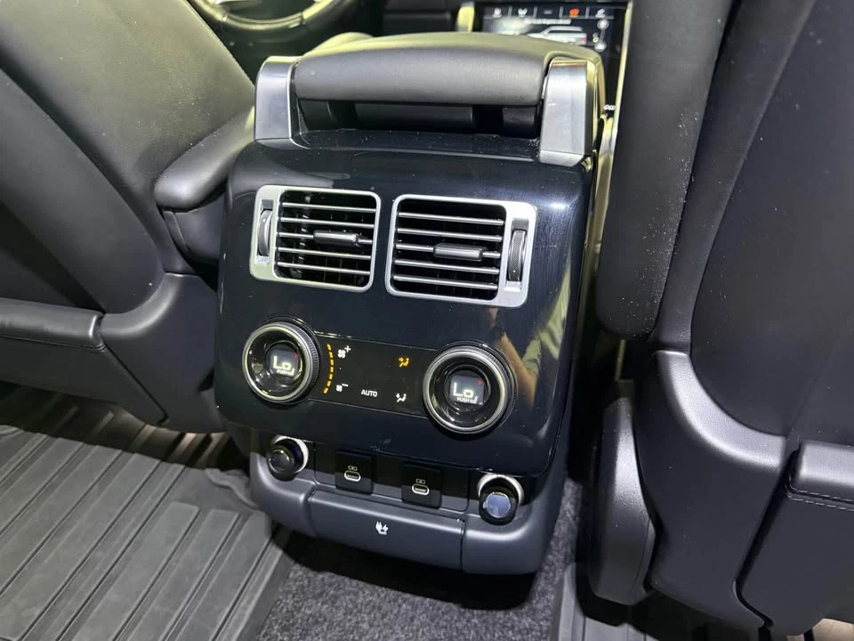 2021 Land Rover Range Rover L405 - Image 18 of 20