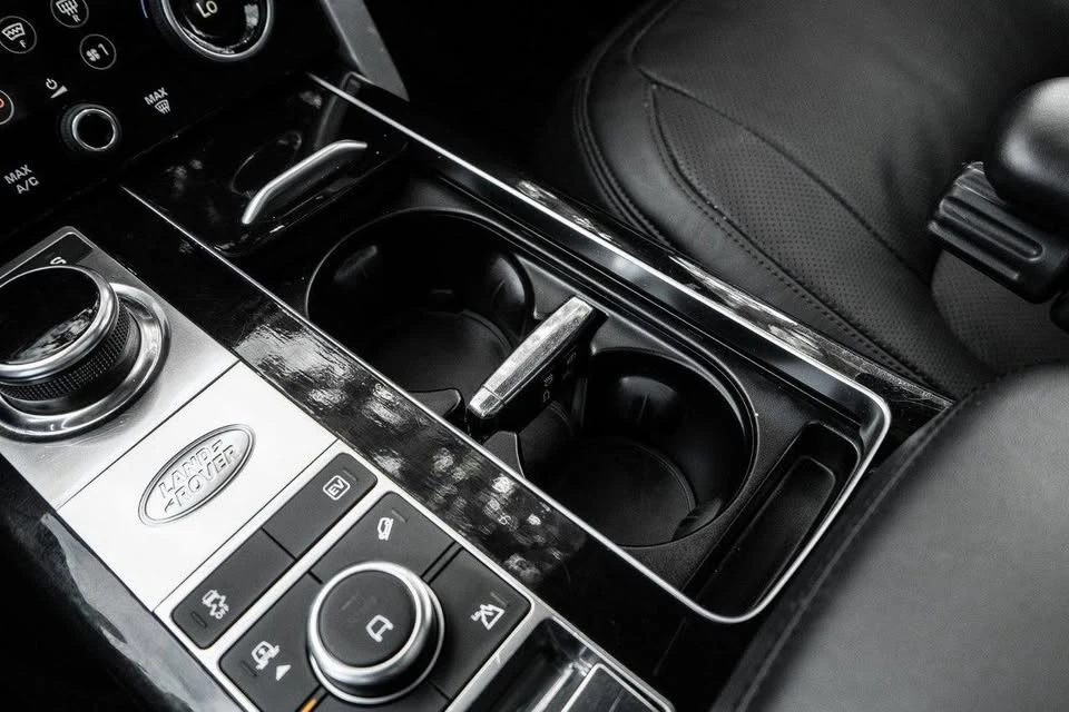 2021 Land Rover Range Rover L405 - Image 18 of 19