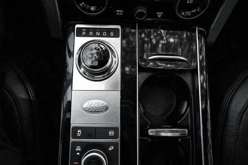 2021 Land Rover Range Rover L405 - Image 16 of 19