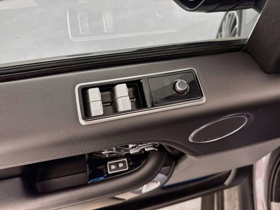 2021 Land Rover Range Rover L405 - Image 18 of 20