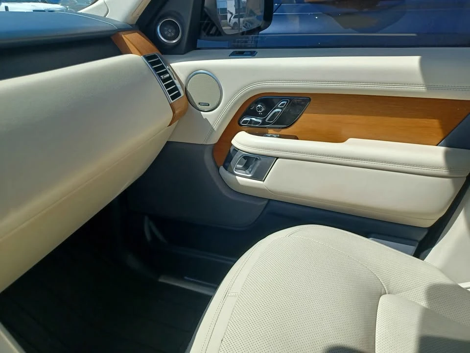 2021 Land Rover Range Rover L405 - Image 14 of 18