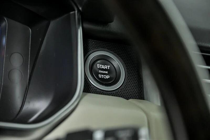 2021 Land Rover Range Rover L405 - Image 28 of 31