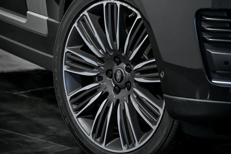 2021 Land Rover Range Rover L405 - Image 3 of 31