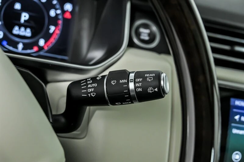 2021 Land Rover Range Rover L405 - Image 27 of 31