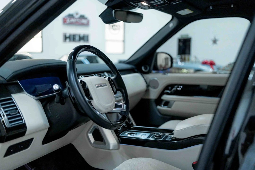 2021 Land Rover Range Rover L405 - Image 2 of 21