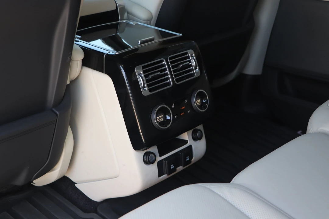 2021 Land Rover Range Rover L405 - Image 12 of 31
