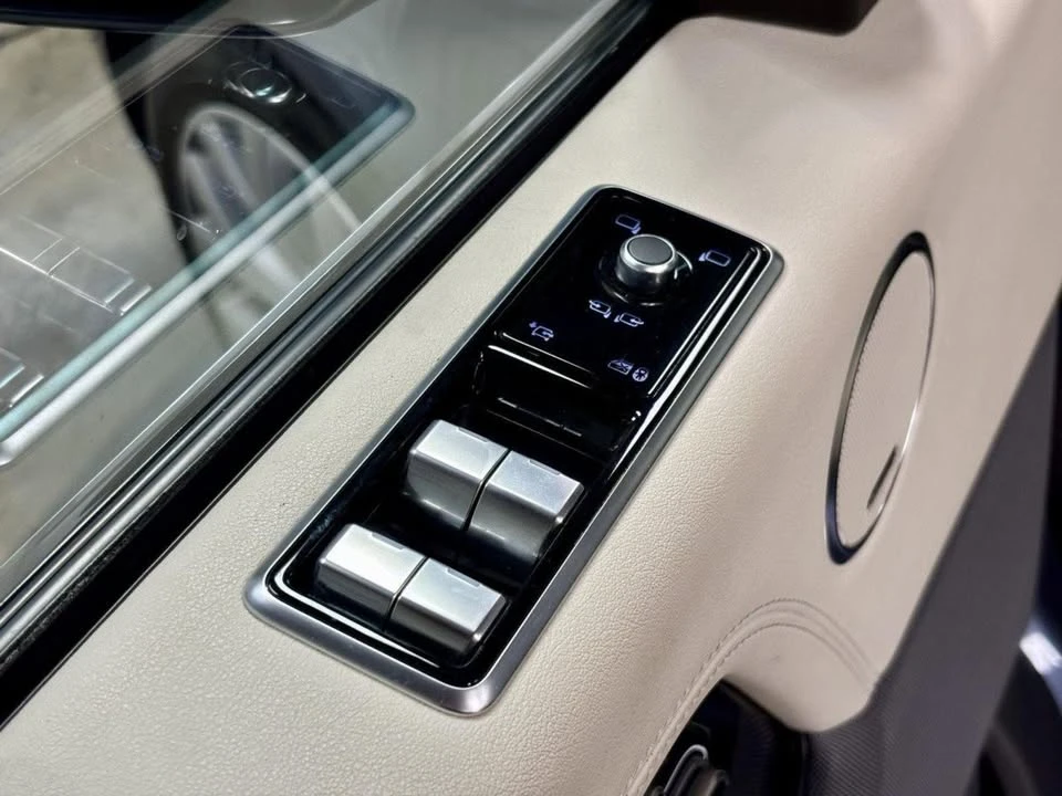 2021 Land Rover Range Rover L405 - Image 13 of 20
