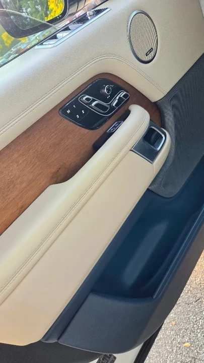 2021 Land Rover Range Rover L405 - Image 11 of 20