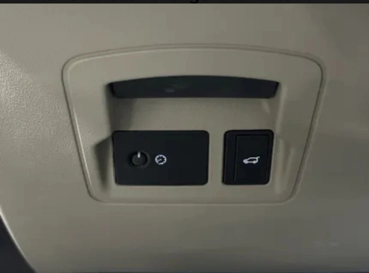 2021 Land Rover Range Rover L405 - Image 28 of 31