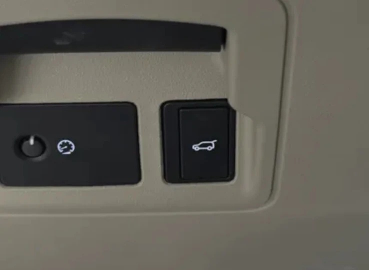 2021 Land Rover Range Rover L405 - Image 17 of 31