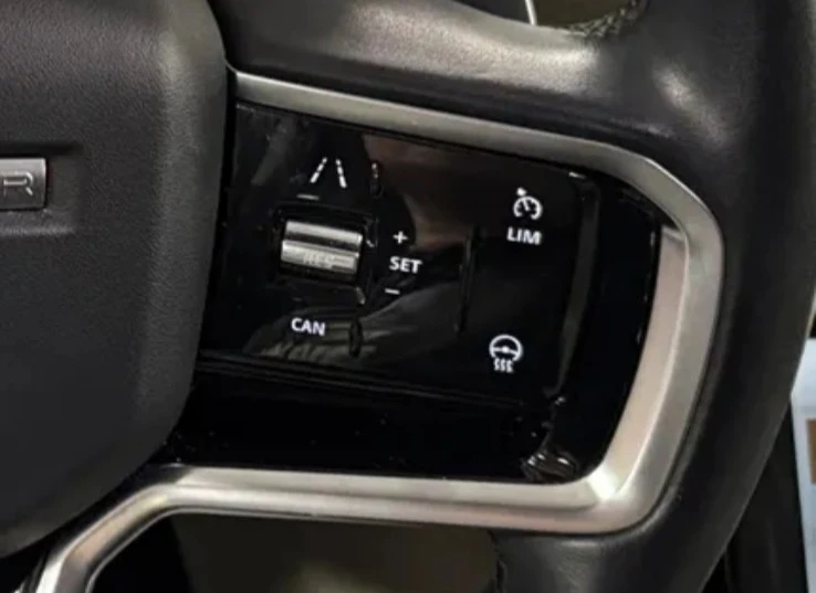 2021 Land Rover Range Rover L405 - Image 12 of 31
